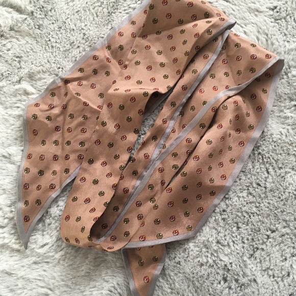 Vintage Oscar de la Renta Tie Scarf - Picture 2 of 8